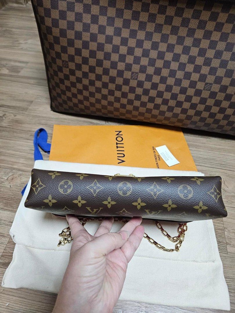 LV pallas chain shoulder bag (Category: Luxury Bags & Wallets) located in Cebu City. Submitted by forless.ph (Listing ID 1290171820, Image 2). Description: 3-4 times used (good as new) ✅ complete inclusions 💯 orig or your moneyback 2x!! free shipping!!!.