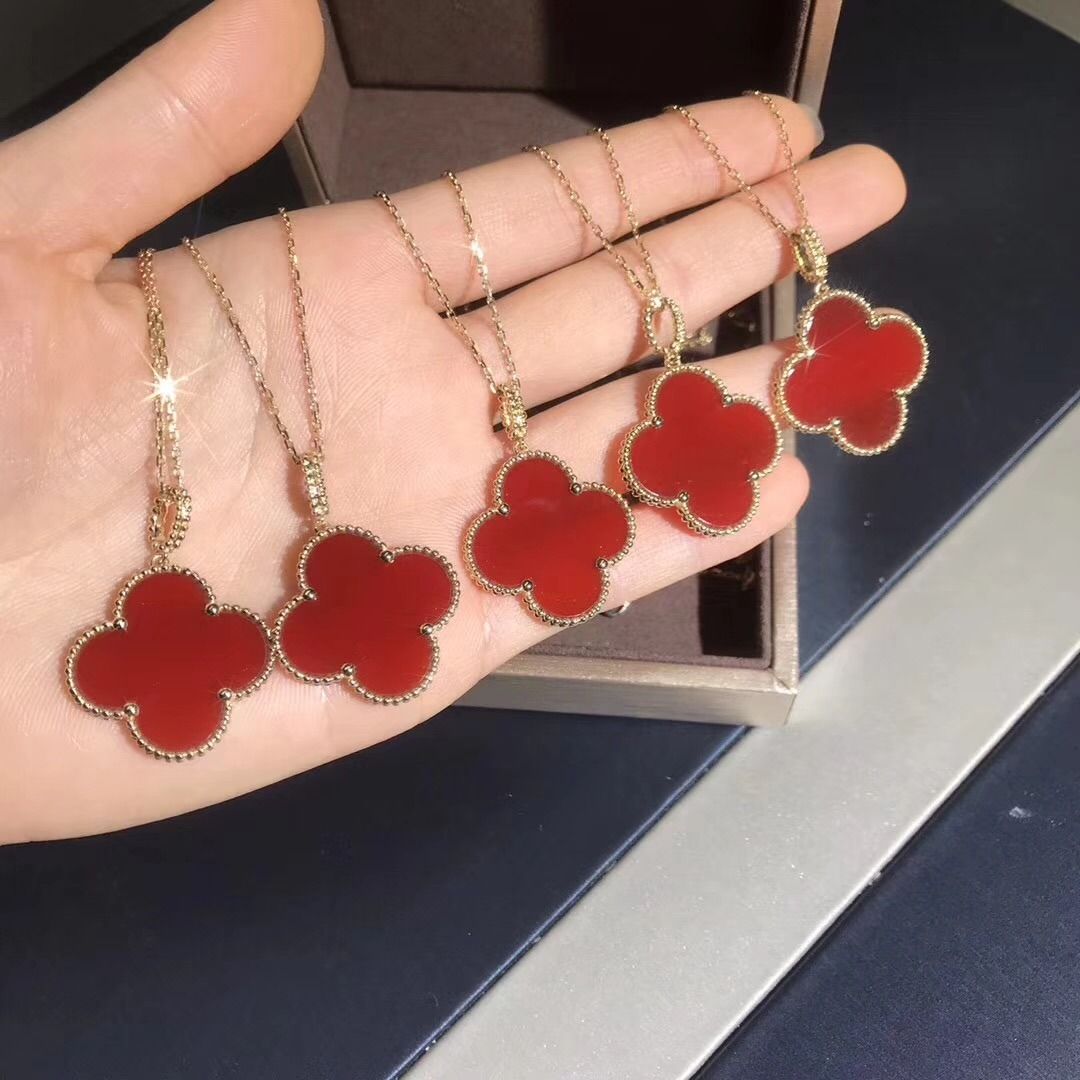 Custom Jewellery. Make Near Replicas of High End Branded Jewellery