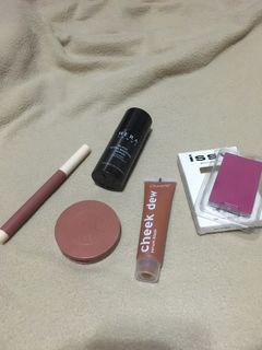 Makeup bundle(free shipping)