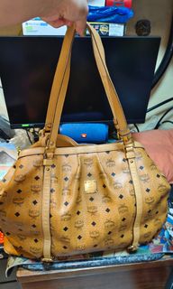 (Category: ) located in . Submitted by mhalou30 (Listing ID 1290263394, Image 1). Description: .