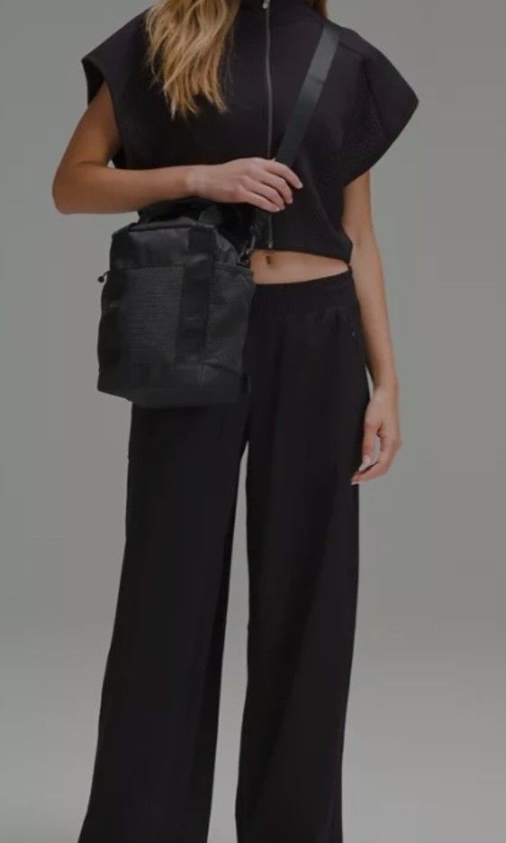 Lululemon mesh backpack online