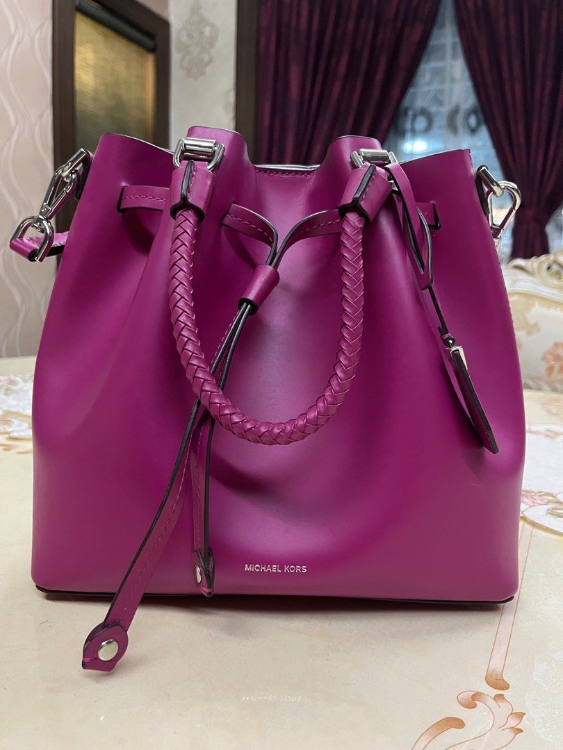 Michael kors pink bucket bag online