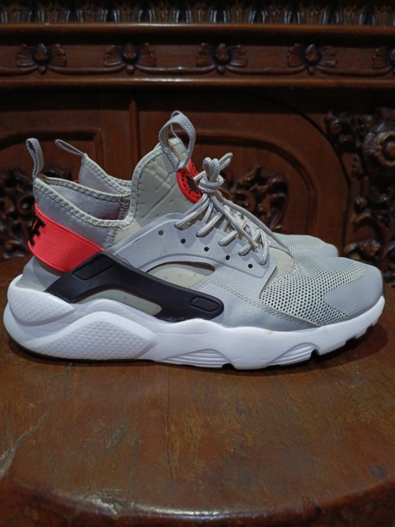 Huarache 44 on sale