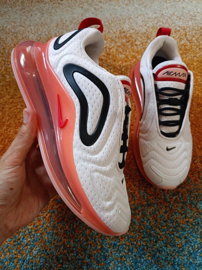 NIKE Womens Air Max 720