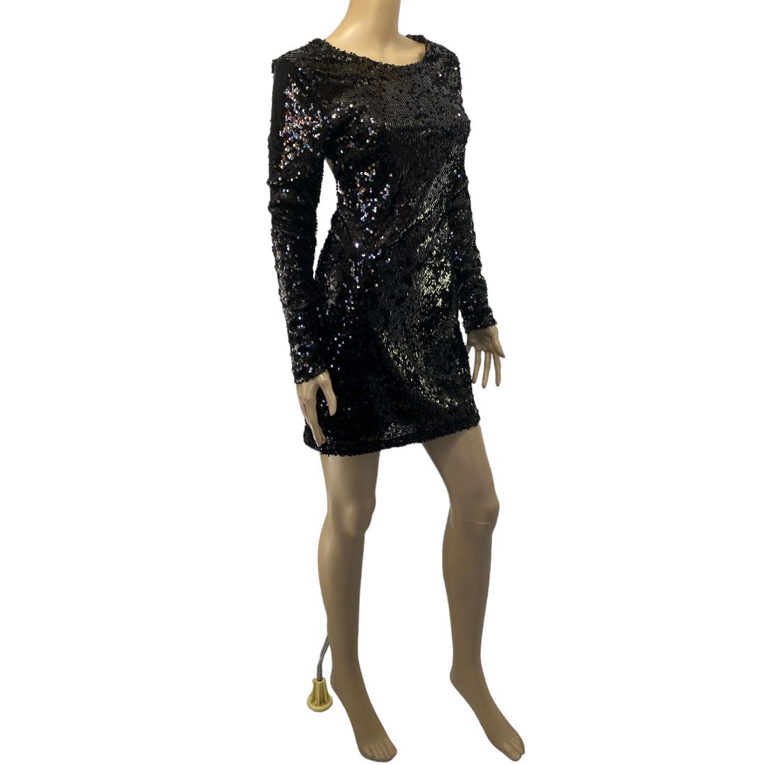 NWT Stradivarius Zara Black Open Back Sequined Dress, Women's Fashion,  Dresses & Sets, Dresses on Carousell