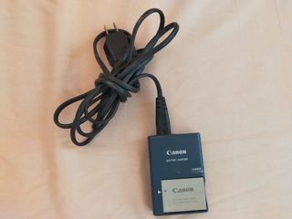 Original Canon battery and battery charger