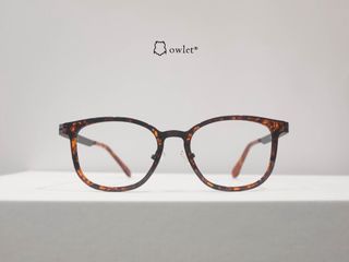(Category: ) located in . Submitted by owlet.eyewear (Listing ID 1290187476, Image 1). Description: .