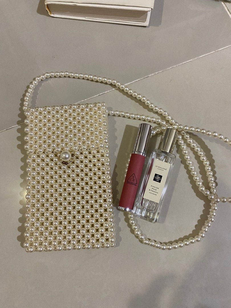 Pearl handmade accessory bag, Women's Fashion, Bags & Wallets