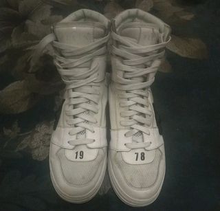 (Kategori: ) berada di . Dikirim oleh sepatuku88_medan (ID iklan 1290102497, Gambar 1). Deskripsi: .