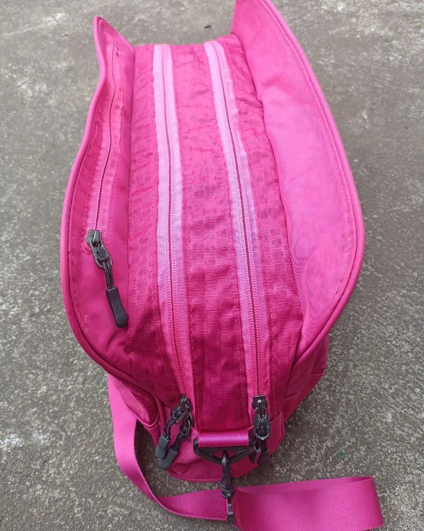 Nike Gym Track Bag Pink with Geo Liner Adjustable | Track bag, Pink bag,  Bags