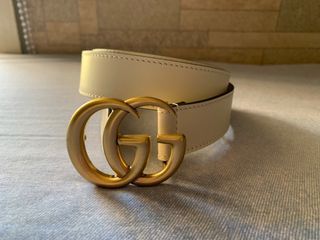 Pre loved GG medium belt size 85 fit to 28-34 with minor flaw no ring stopper