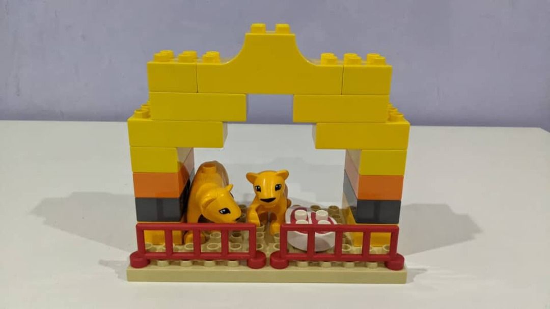 Prelove LEGO DUPLO Lion Castle