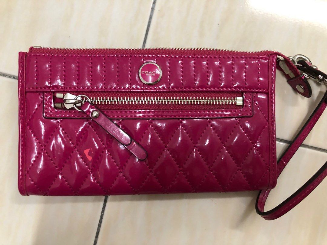 PRELOVED COACH. WALLET PATENT LEATHER CLUTCH Women s Fashion