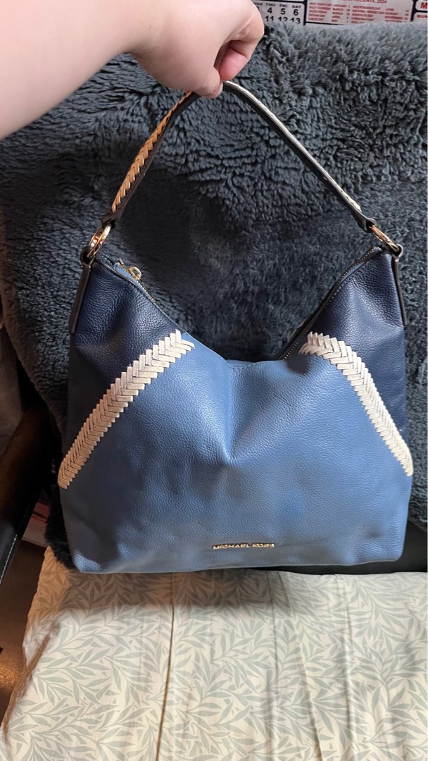 Preloved Michael Kors Karson Luxury Bags Wallets on Carousell