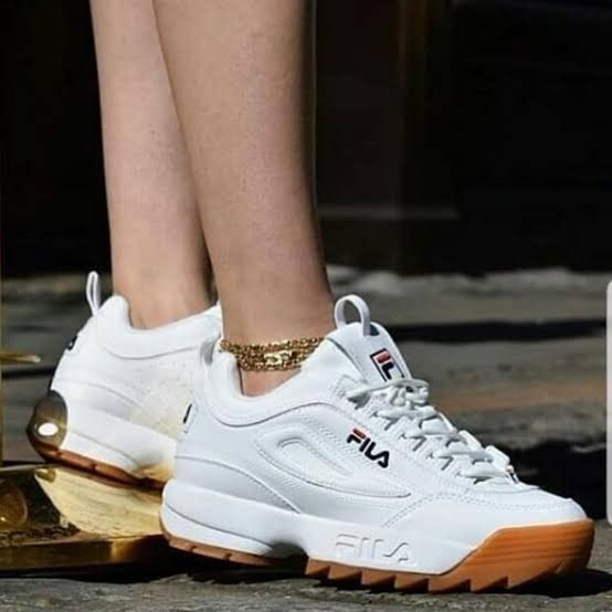 Preloved Original Fila Disruptor 2 gum sole Women s Fashion Footwear Sneakers on Carousell