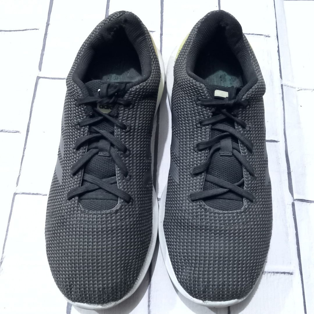 Sepatu adidas Men s Cosmic Running 42.5 Fesyen Pria Sepatu Sneakers di Carousell