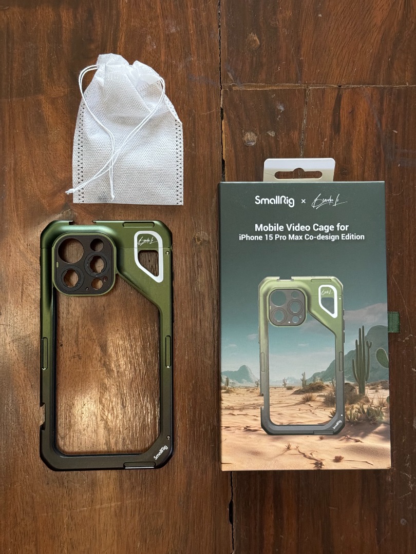SMALLRIG x Brandon Li Mobile Video Cage for iPhone 15 Pro Max Co-Design  Edition, Aluminum Alloy Smartphone Video Cage Case for Videography/Video