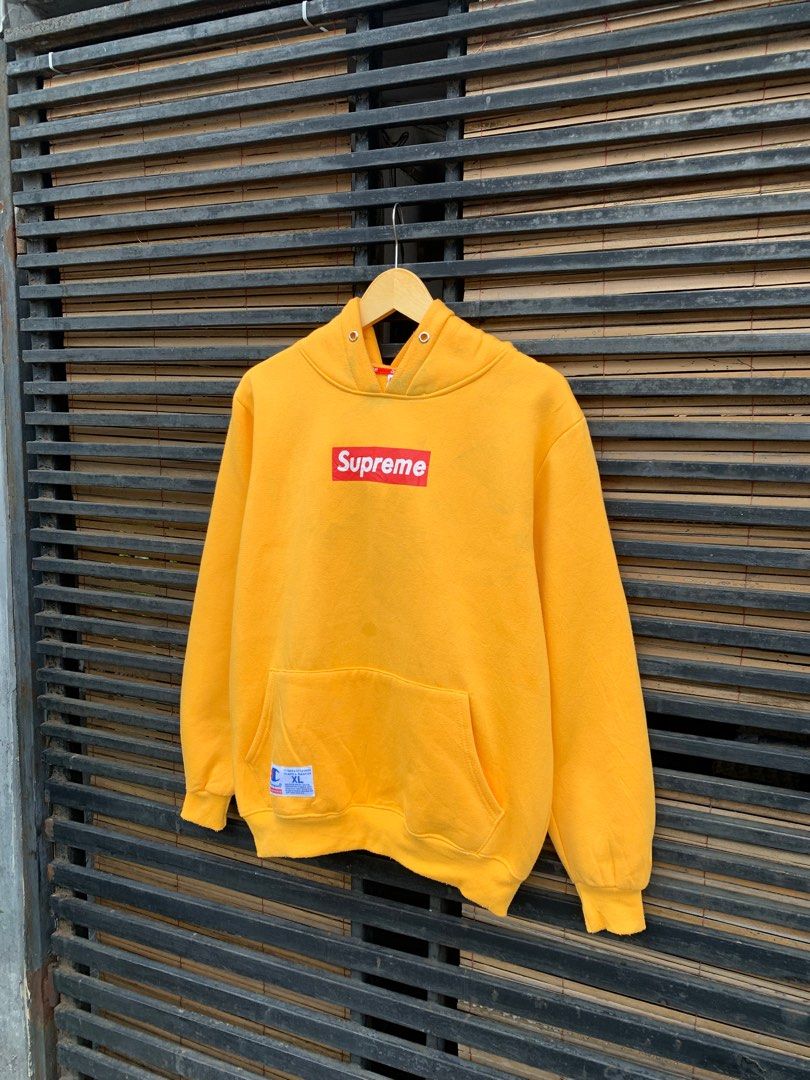 Supreme champion hoodie box logo on sale