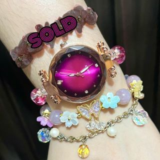 SUMMER PAMIGAY SALE ! Take all 🌸💗 Pink Super 7 stone watch with Black Pink ombre face, Madagascar Rose Crystal bracelet with flower & butterfly charm, and Preloved charm chain bracelet  Bundle