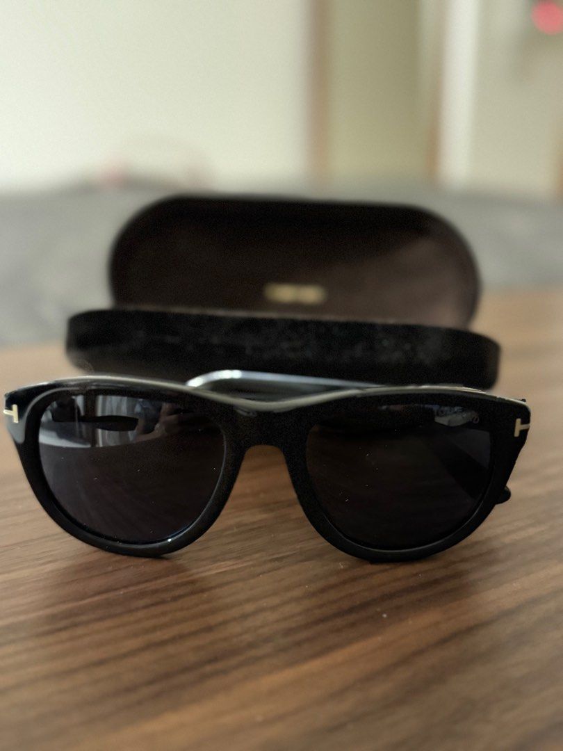 Tom Ford Benedict Sunglasses Women size
