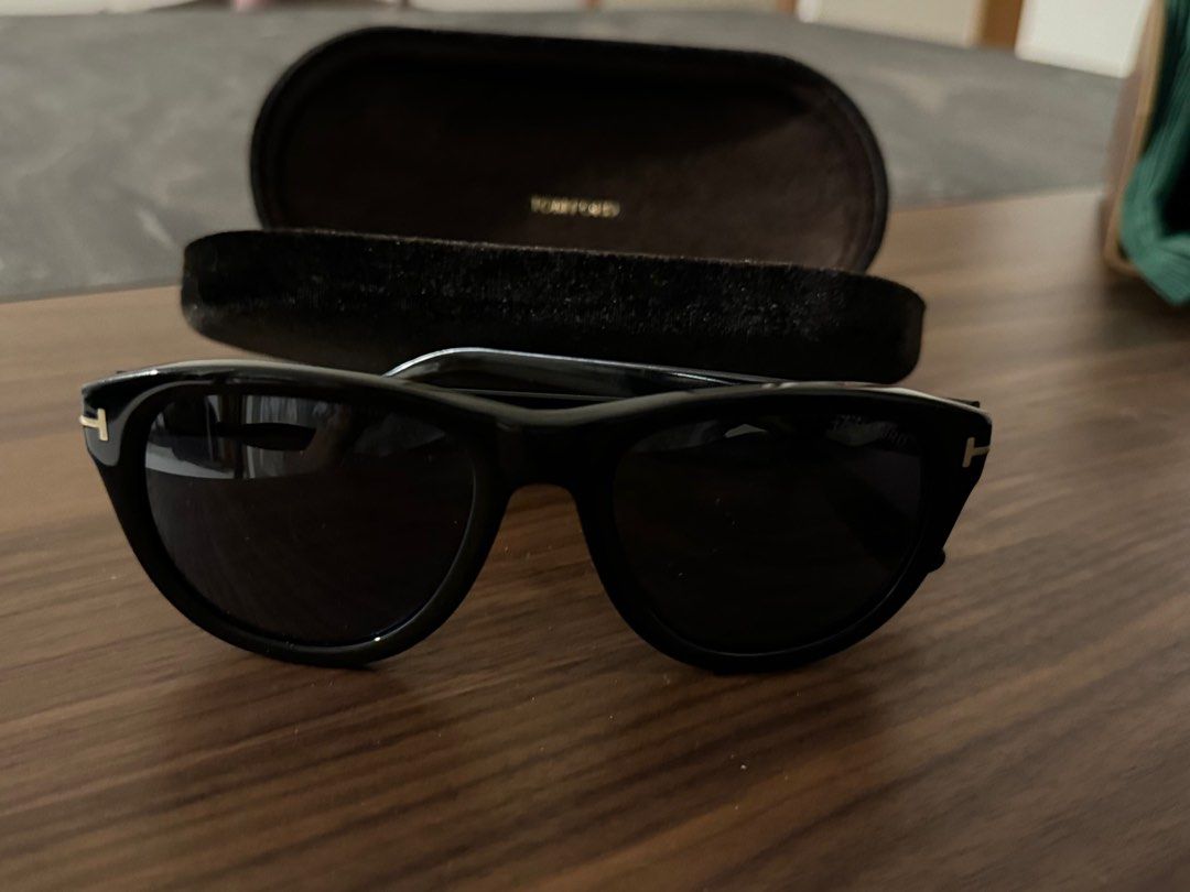 Tom Ford Benedict Sunglasses Women size