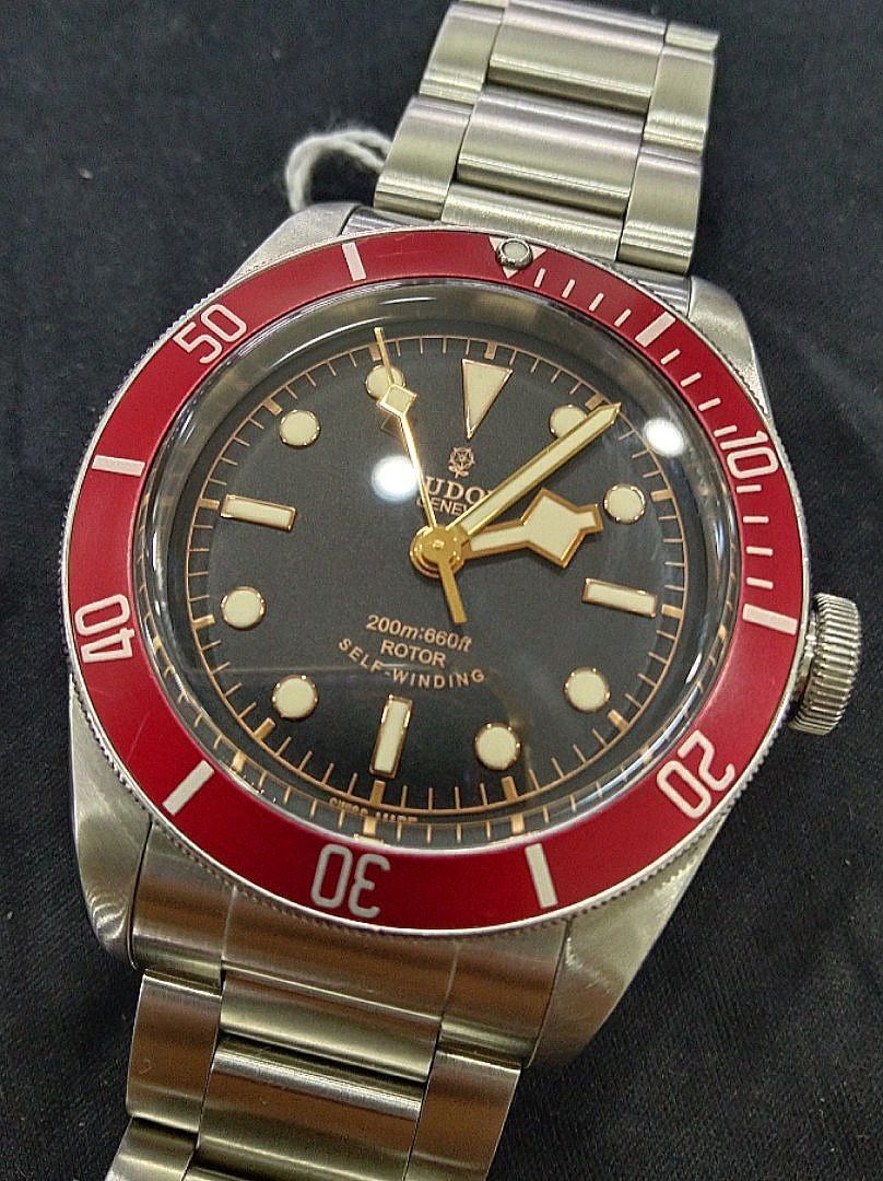 Tudor black bay smiley face discount