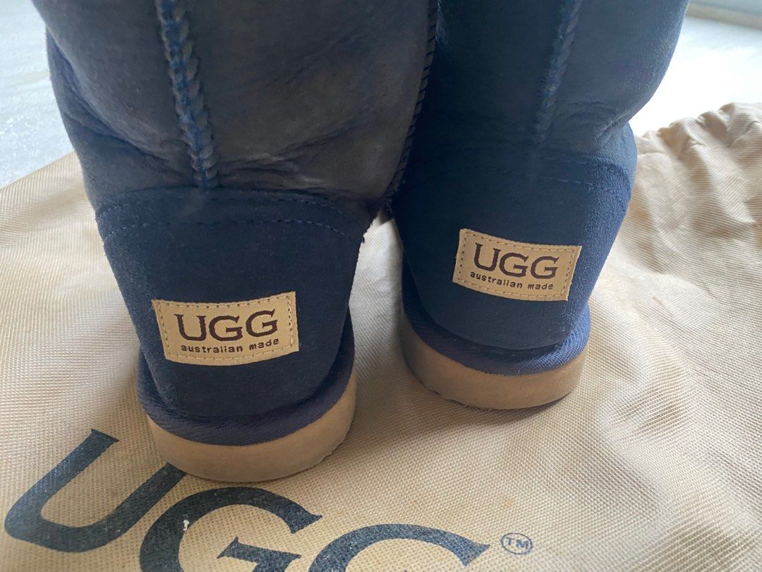 UGG boot （分類：靴）位於 Hong Kong。 由 pippimay 提交（商品編號 1290195983，圖片 2）。簡介： Shoe length : 28cm Made in Australia 。