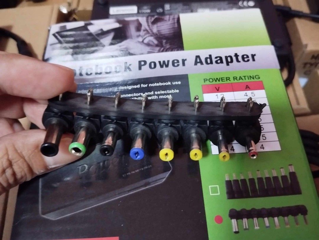 universal laptop and netbook charger (Category: Chargers) located in Manila. Submitted by reiolshoppe (Listing ID 1290146441, Image 3). Description: .