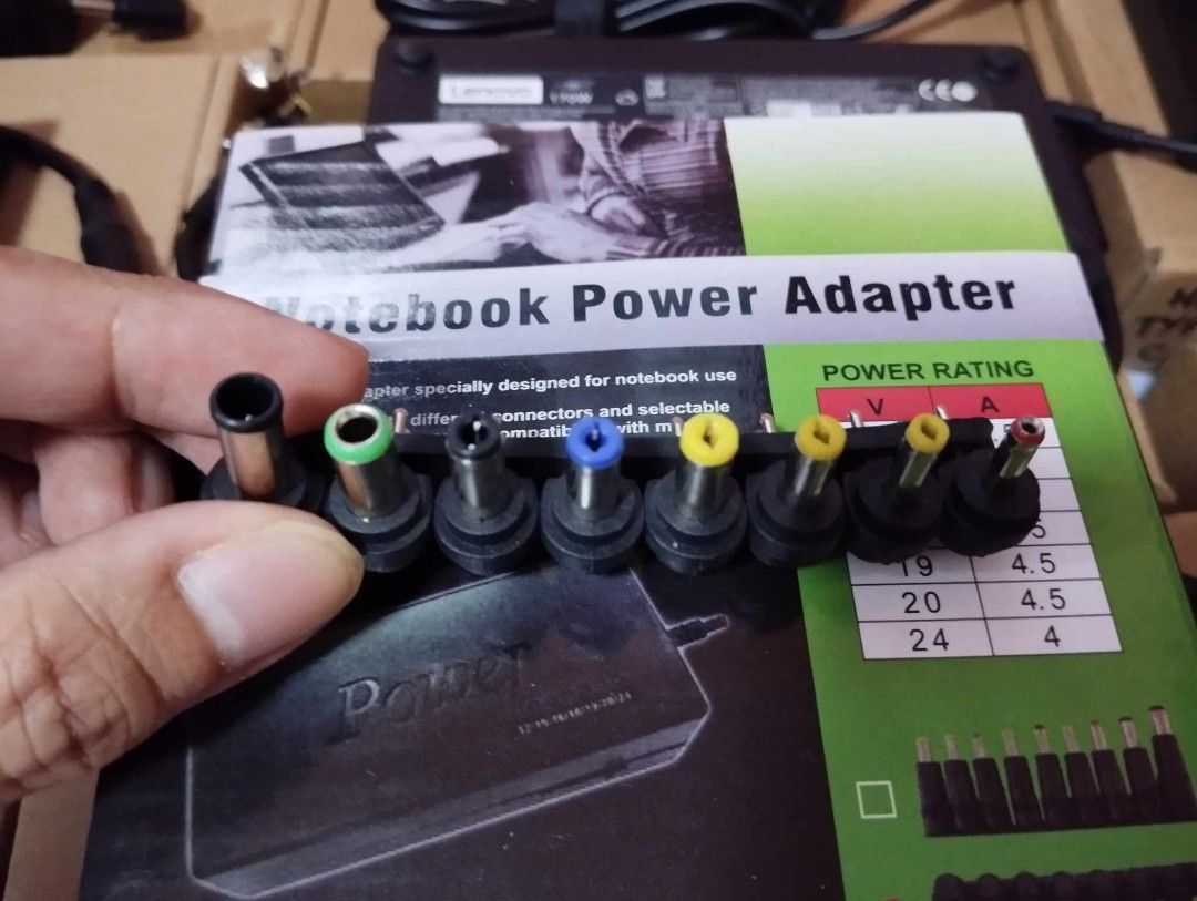 universal laptop and netbook charger (Category: Chargers) located in Manila. Submitted by reiolshoppe (Listing ID 1290146441, Image 2). Description: .