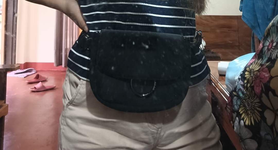 Vince camuto belt outlet purse