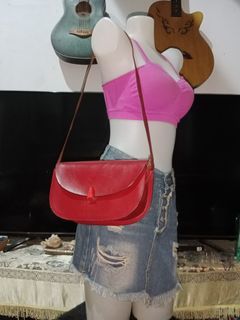 Vintage Japan Genuine Hard Leather / Structured Saddle in Wine Red Shoulder Bag