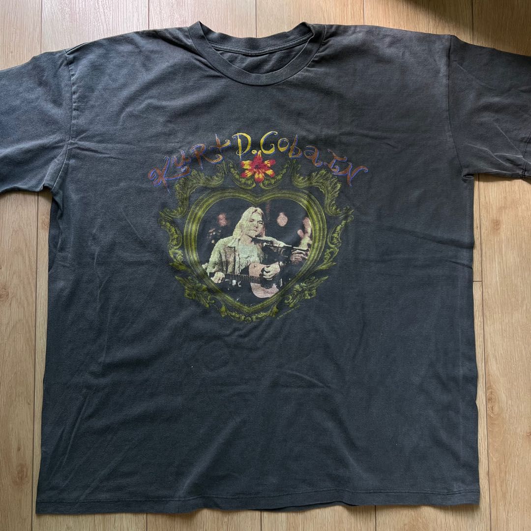 Vintage Kurt Cobain Nirvana The Sun Is Gone But I Have A Light T