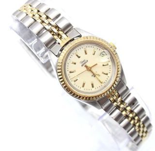 Vintage Timex Indiglo Watch Womens Two Tone Stainless Steel Classic Beige Dial
Timex