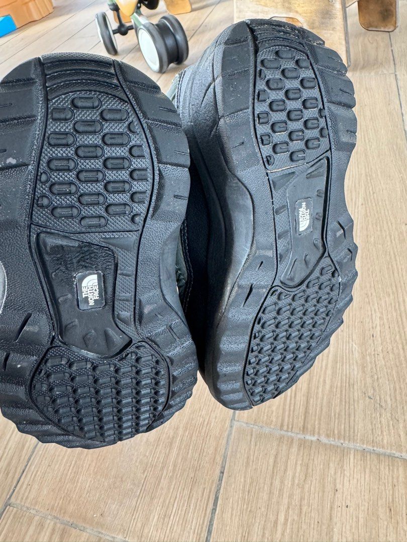 Winter Boot (Category: Babies & Kids Fashion) located in Singapore. Submitted by stellasongyan (Listing ID 1290176341, Image 3). Description: north face winter boots .
