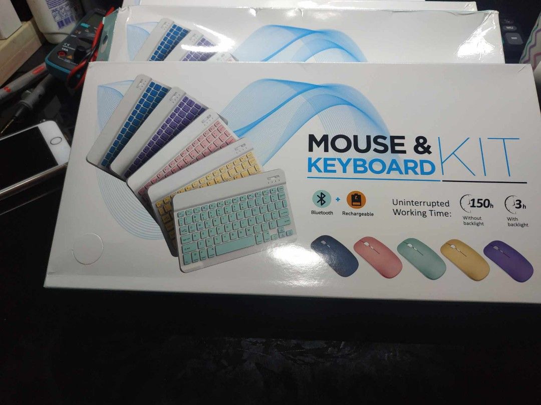 wireless bluetooth keyboard and mouse 10 inch black white pink (Category: Computer Keyboard) located in Manila. Submitted by reiolshoppe (Listing ID 1290186156, Image 3). Description: wireless bluetooth keyboard and mouse 10 inch black white pink.
