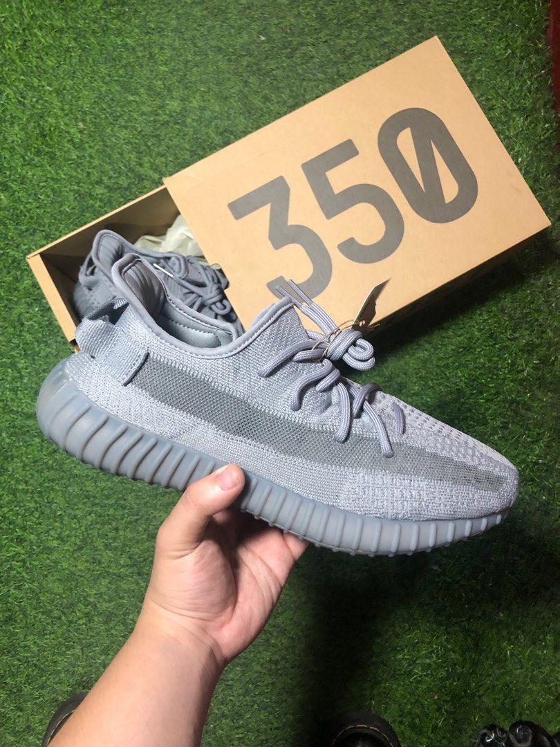 Yeezy 350 v2 ‘Steel Grey’, Men
