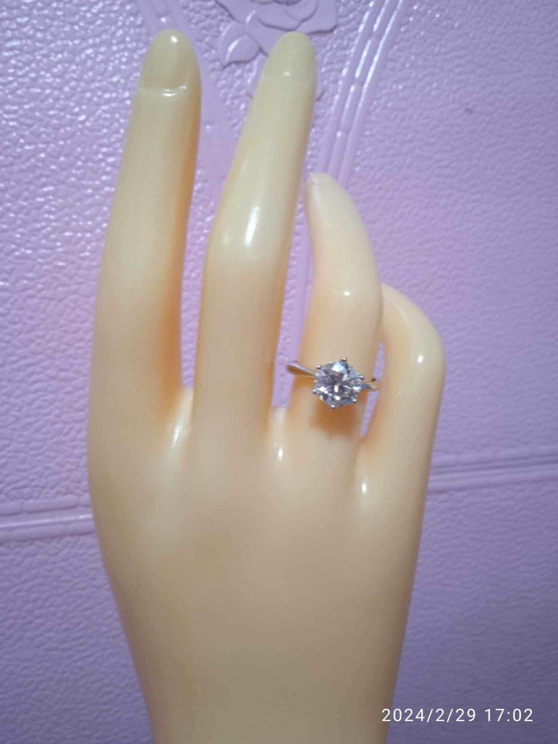 2ct. Moissanite Stone Engagement Ring S925 (Category: Rings) located in Caloocan City. Submitted by levres_good_collection07 (Listing ID 1290366416, Image 3). Description: 2.ct Moissanite Stone Engagement Ring 92.5 Sterling Silver Ring Size: Adjustable Stone size: 8mm Comes w/ Certificate Comes w/ Box.
