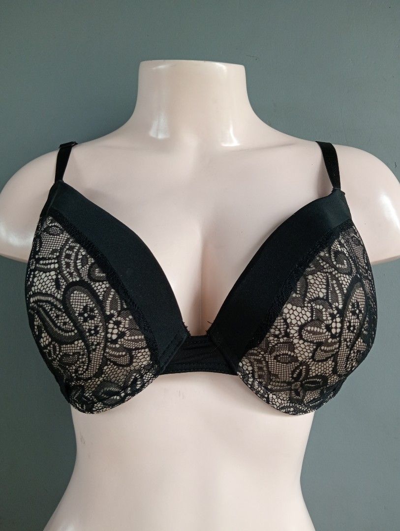 46dd Cacique bra thin pads with underwire, Women's Fashion, Undergarments &  Loungewear on Carousell