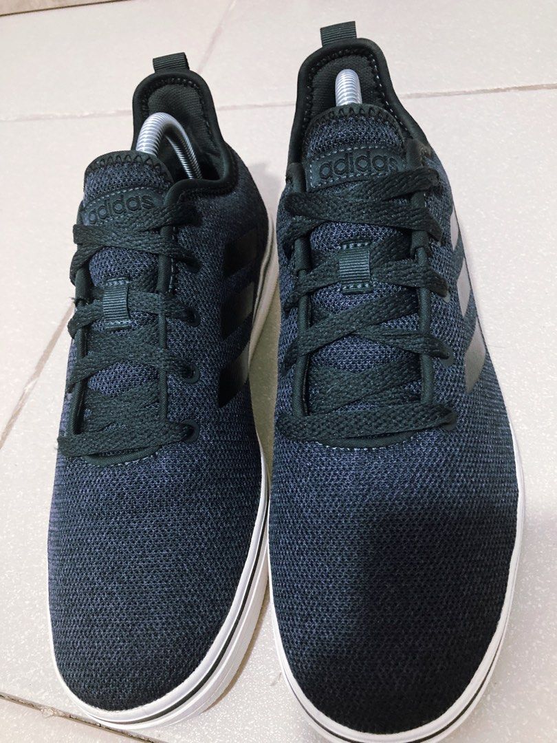 Authentic adidas true chill Unisex size 8.5 26.5 cm