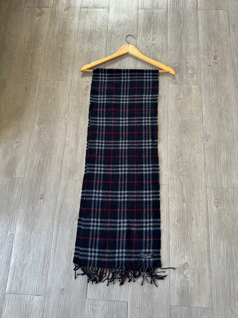Genuine shop burberry scarf