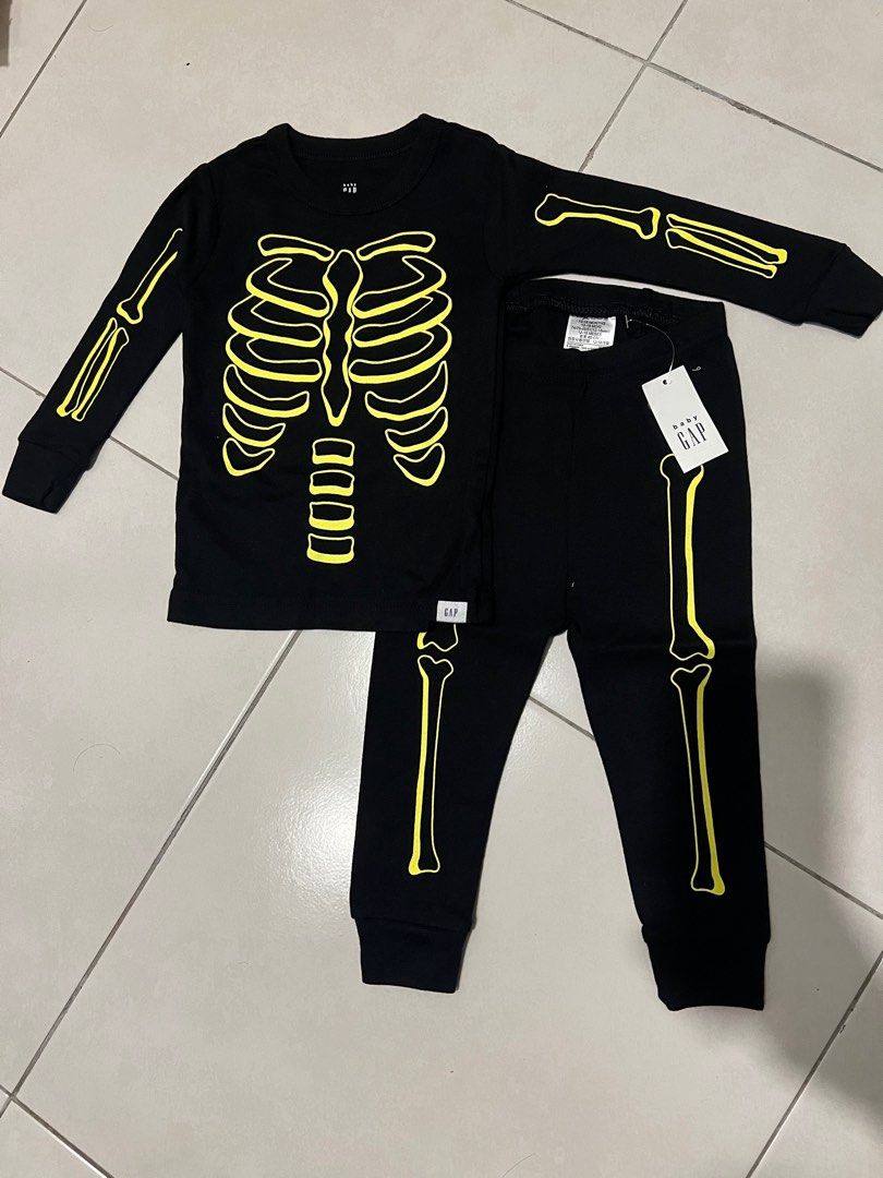 Gap halloween top