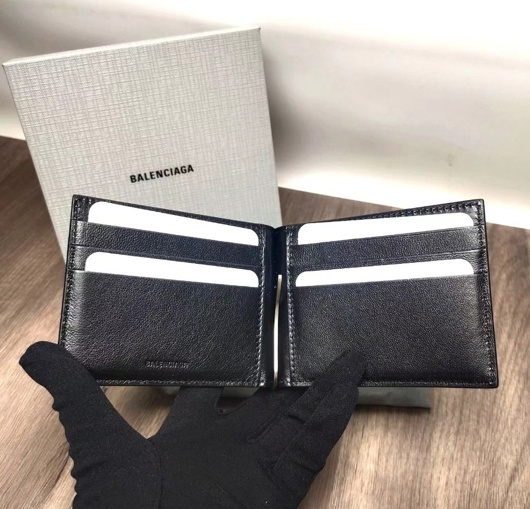 Balenciaga money clip shop