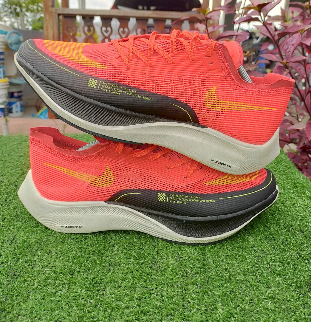 Nike vaporfly next size 10 on sale uk