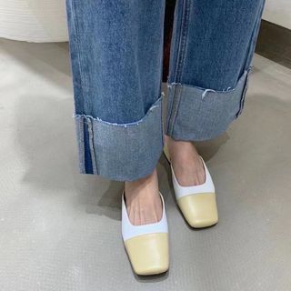 Block heel sandals pastel yellow