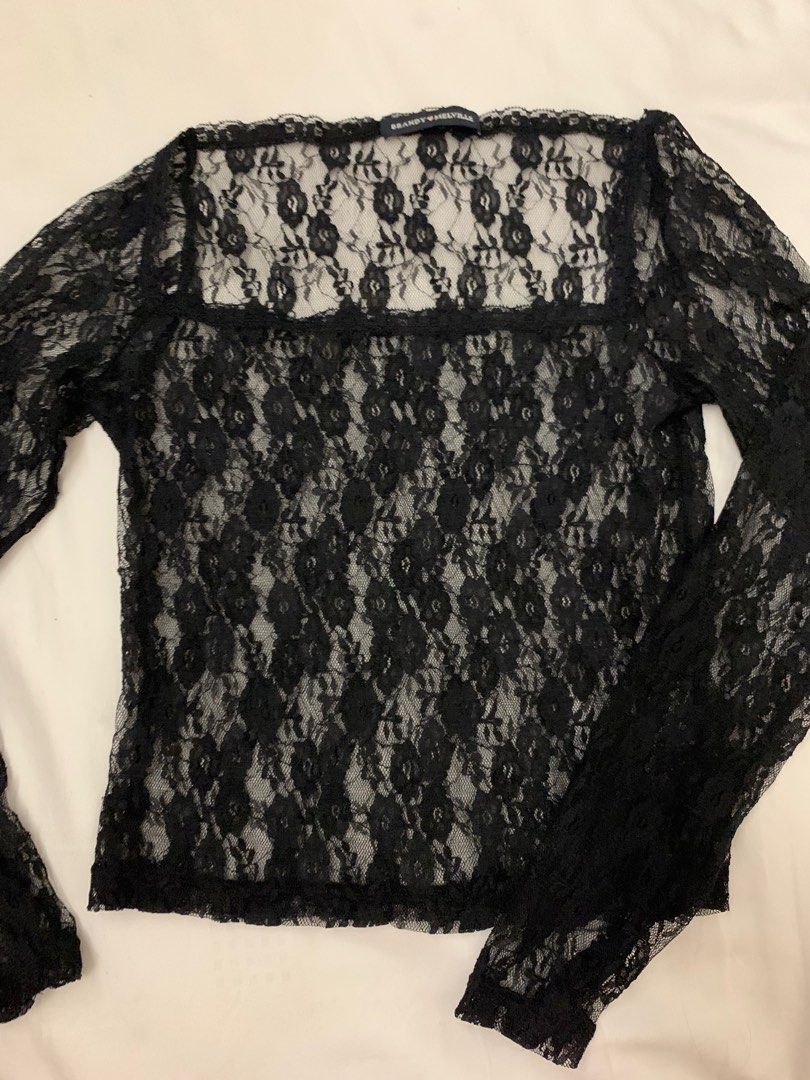 Brandy Melville Roxy black lace long sleeve, Women's Fashion, Tops
