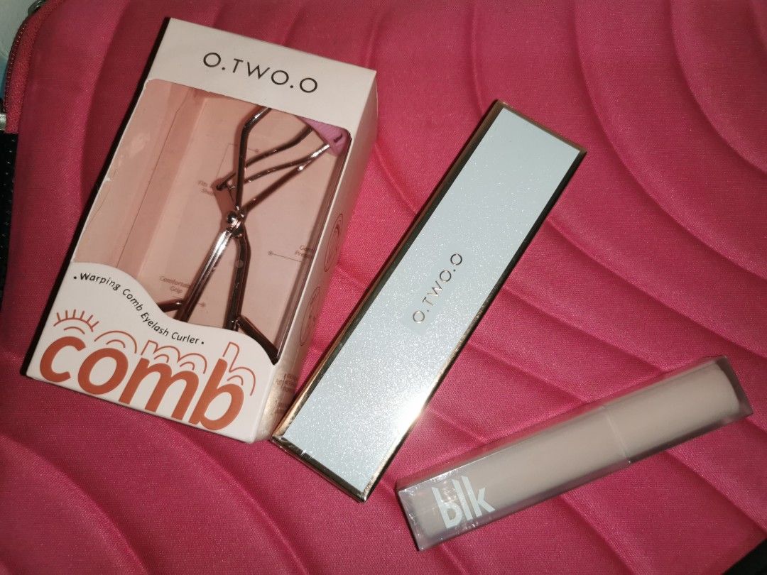 Bundle BLK Airy Matte Tint & O.TWO.O Mascara Waterproof (Sealed) (Category: Makeup) located in Valenzuela. Submitted by goldfashionshop (Listing ID 1290360767, Image 1). Description: BLK AIRY MATTE TINT BRANDNEW - Sealed/Unopened - Shade: Siren O.TWO.O MASCARA WATERPROOF 36H LONG LASTING - Sealed/Unopened - Exp.: 2026/11/10 - With FREE Eyelash Curler.