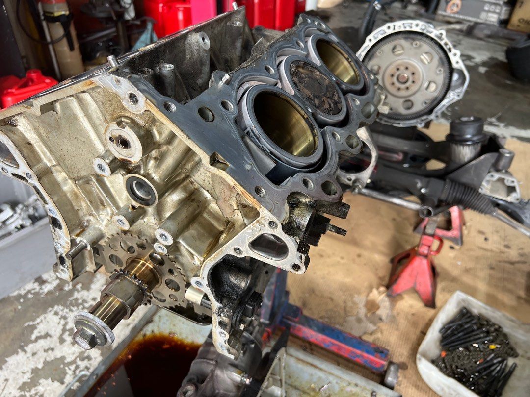 Engine overhaul (Category: Engine) located in Singapore. Submitted by buy-sell-happy (Listing ID 1290328021, Image 2). Description: Revitalize Your Vehicle with Expert Engine Overhaul Services Is your car showing signs of engine trouble? Don’t let a worn-out engine hold you back from hitting the road with confidence. At Sk garage Motorsports , we specialize in professional engine overhaul services tailored to breathe new life into your vehicle. W