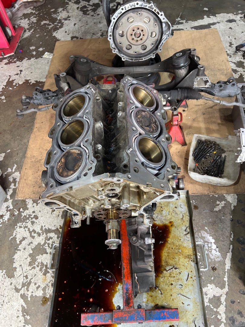 Engine overhaul (Category: Engine) located in Singapore. Submitted by buy-sell-happy (Listing ID 1290328021, Image 1). Description: Revitalize Your Vehicle with Expert Engine Overhaul Services Is your car showing signs of engine trouble? Don’t let a worn-out engine hold you back from hitting the road with confidence. At Sk garage Motorsports , we specialize in professional engine overhaul services tailored to breathe new life into your vehicle. W