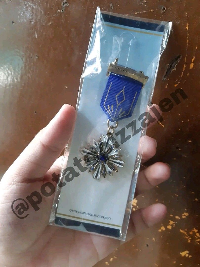 FATE GRAND ORDER BROOCH (Category: Brooches) located in Muntinlupa City. Submitted by jsassorteditems (Listing ID 1290401192, Image 3). Description: SEALED.