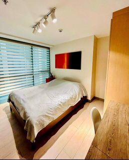 FOR SALE - 1BR W/ PARKING IN ONE UPTOWN RESIDENCES BGC